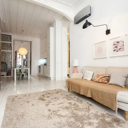 Baixa Tile Blue Two-bedroom - By Lu Holidays