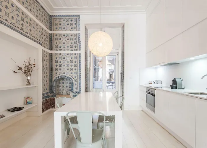 Baixa Tile Blue Two-bedroom - By Lu Holidays * Lisboa